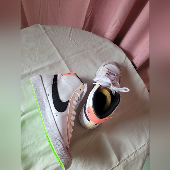 Nike Blazer Mid 77 - Picture 4 of 7